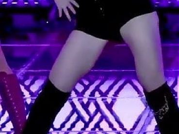 Closing In On Chaeryeongs Thighs
