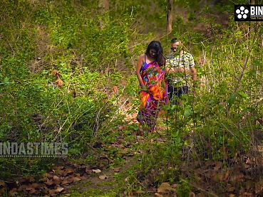 Indian Desi Erotic Bhabhi Sucharita fucks in the jungle openly outdoors (Hindi Audio)